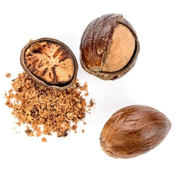 Nutmeg with Shell